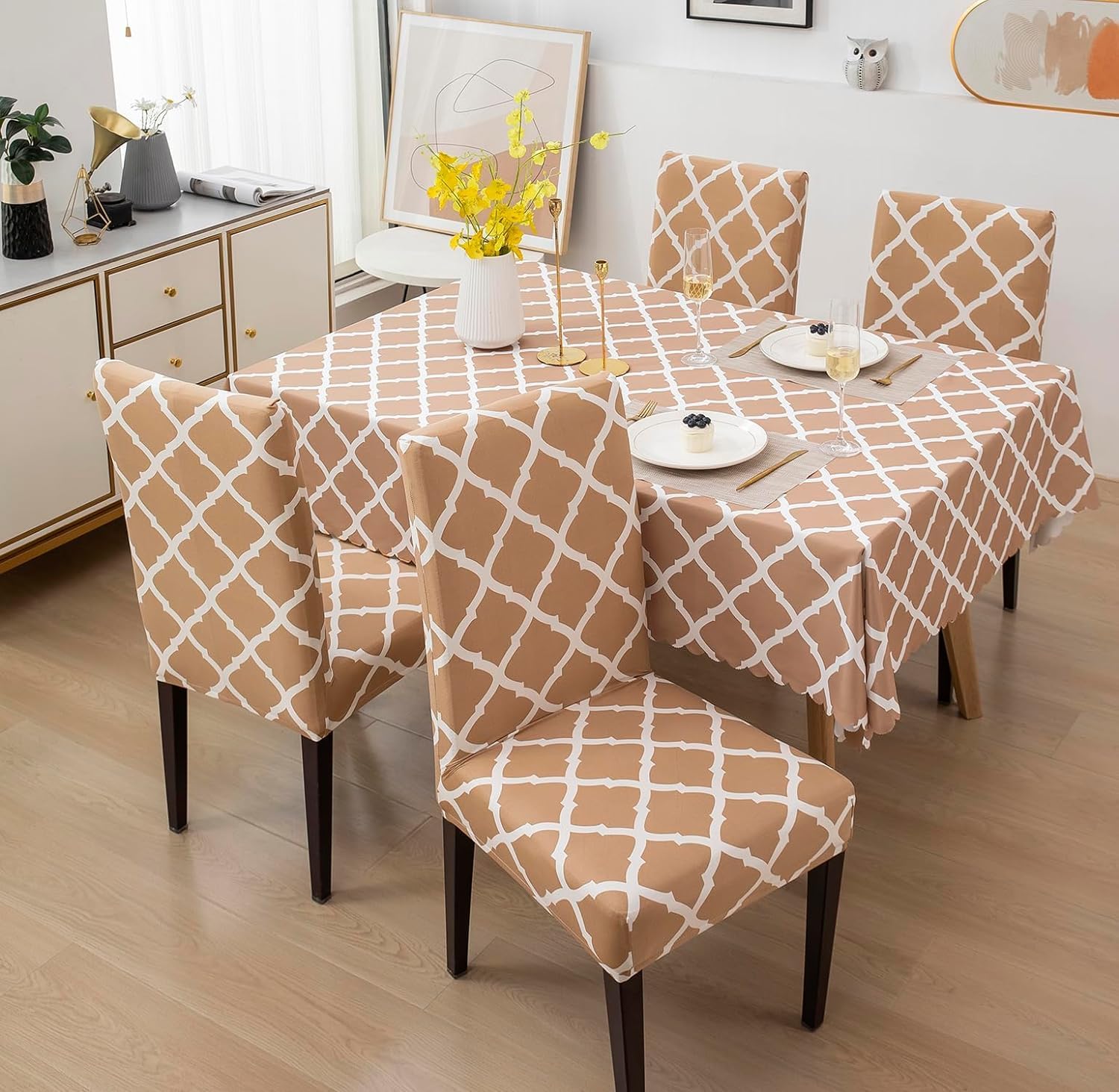 Cream Diamond Chair & Table Cover
