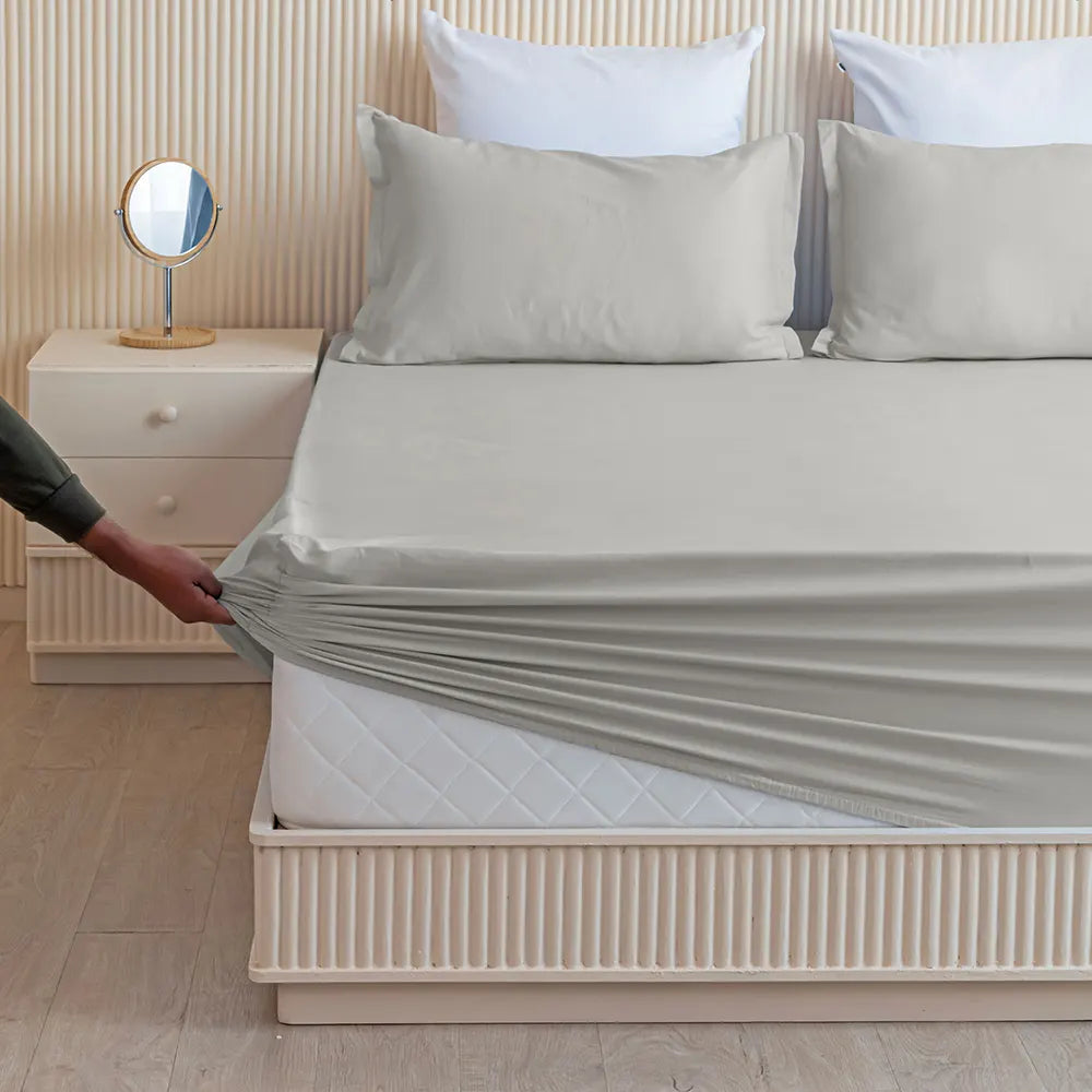 Waterproof Mattress Protector - Dustproof & Allergen Guard Fitted Bedsheet