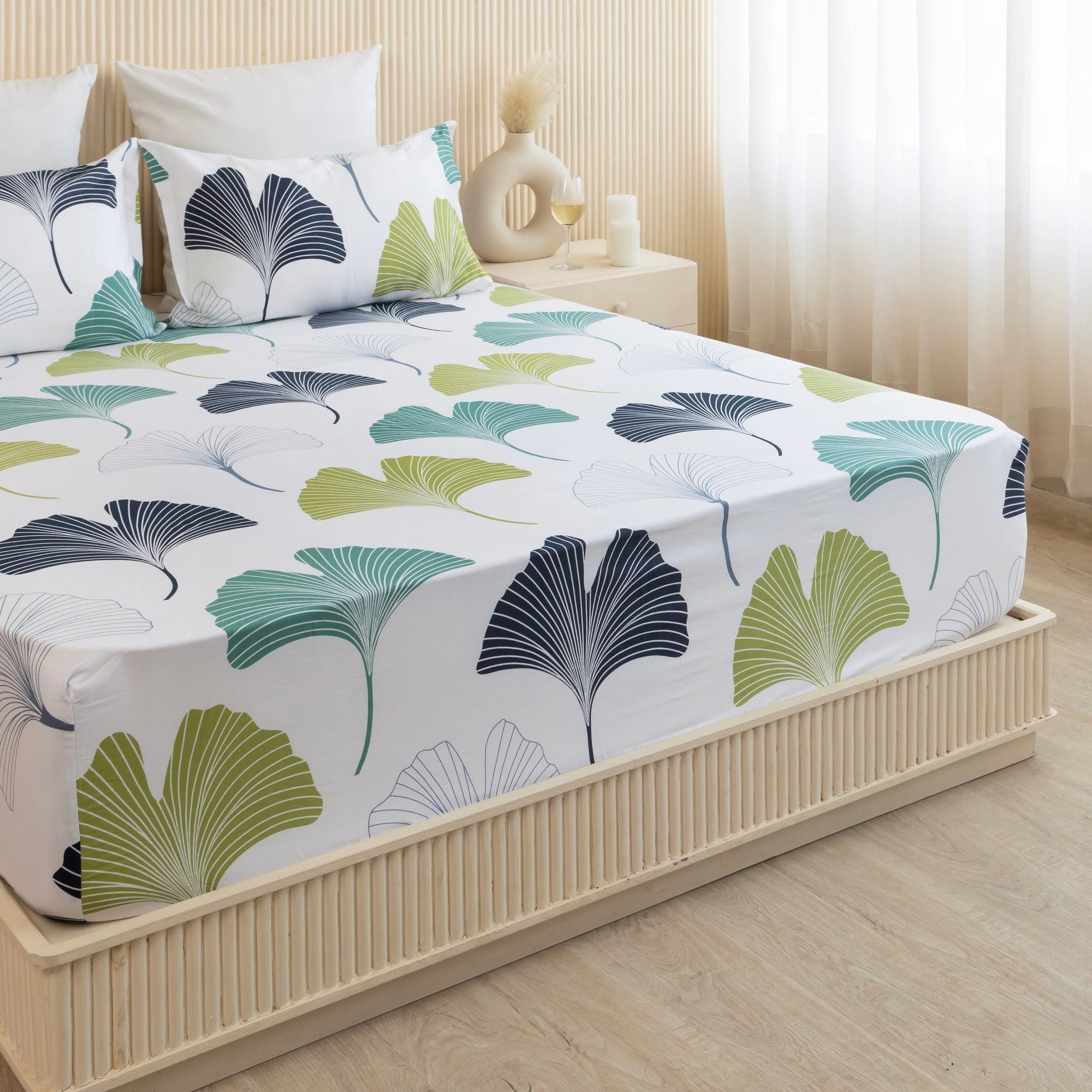 Waterproof Mattress Protector - Dustproof & Allergen Guard Fitted Bedsheet